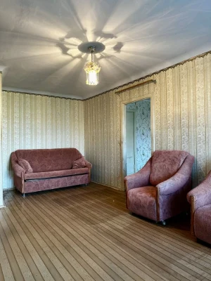 2-кімнатна квартира, 44 квартал, 2/4, не кутова