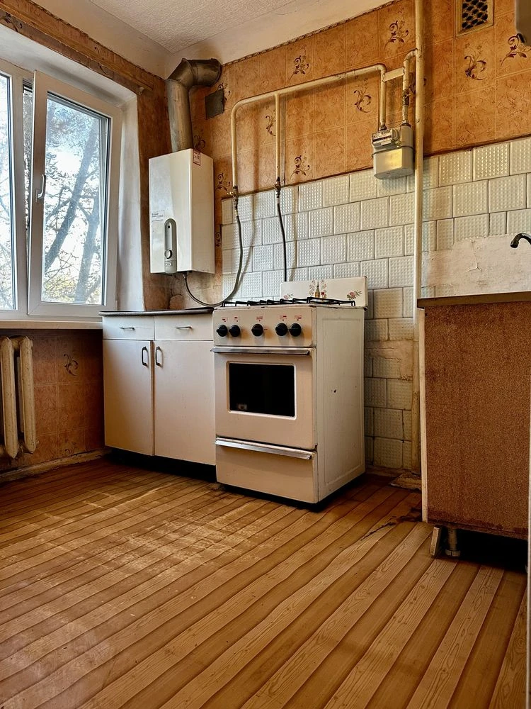 2-кімнатна квартира, 44 квартал, 2/4, не кутова