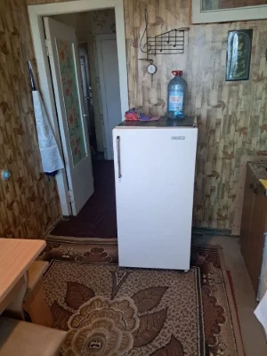 For Sale: Two-bedroom apartment on Damansky Street, Mariupol.