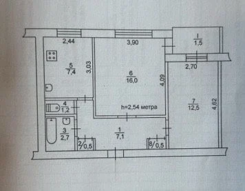 For Sale: Two-bedroom apartment on Damansky Street, Mariupol.