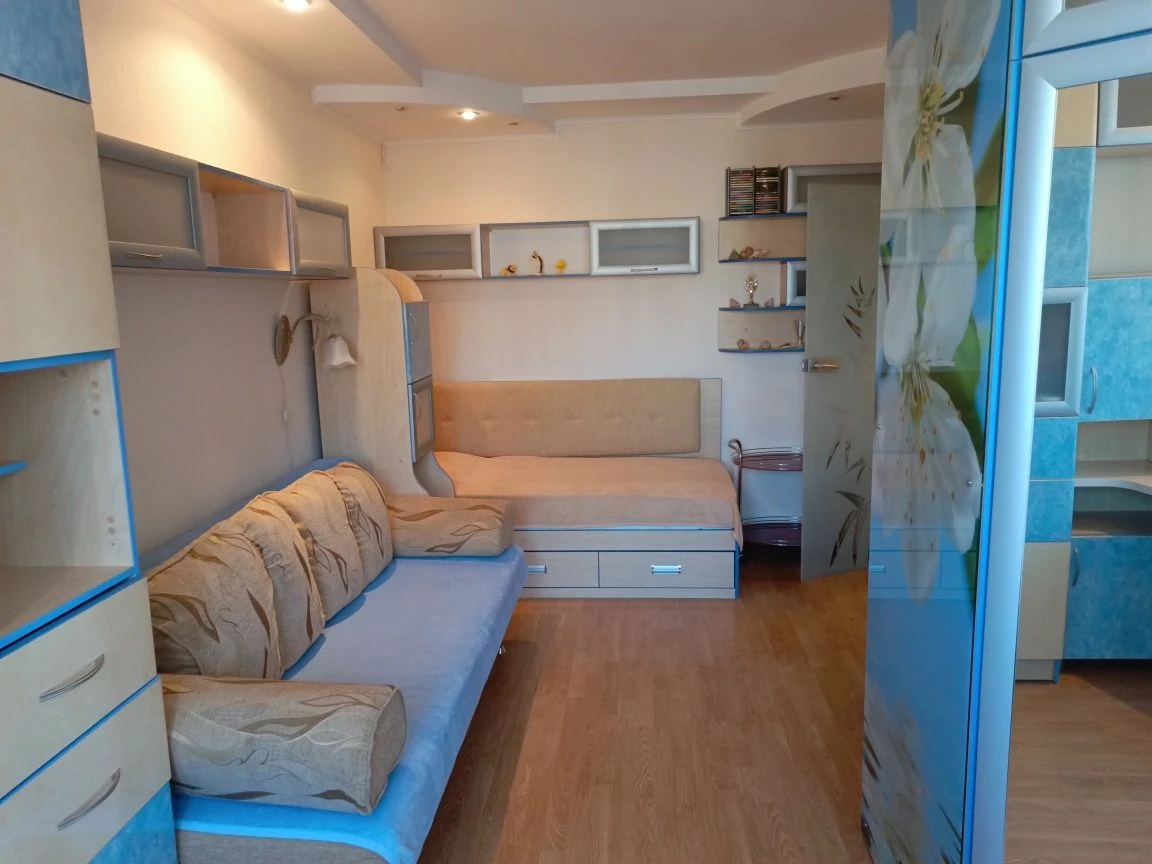 Urgent sale! Pavel Glazov Street, house 12