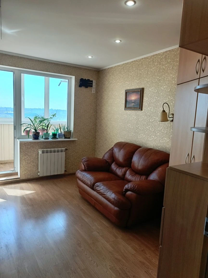 Urgent sale! Pavel Glazov Street, house 12