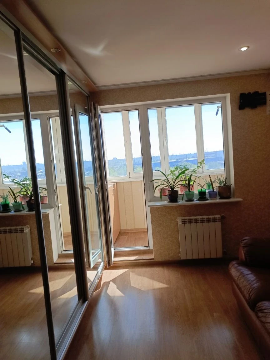 Urgent sale! Pavel Glazov Street, house 12
