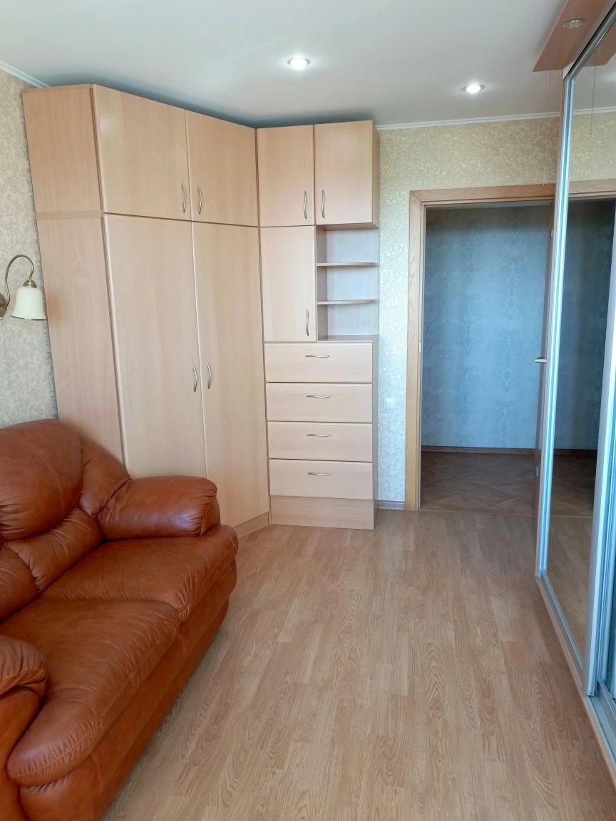 Urgent sale! Pavel Glazov Street, house 12