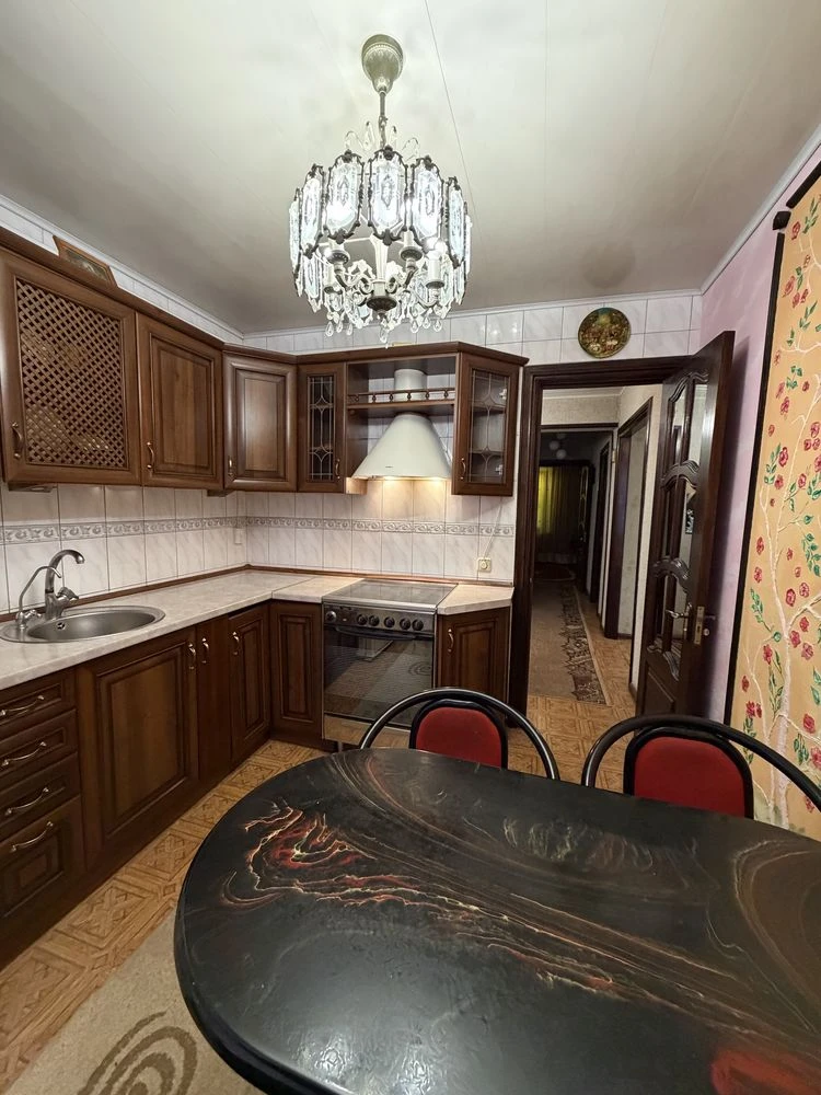 Продажа 3-к квартиры, Чешка. 2-й этаж из 5 Даманський