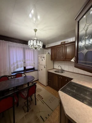 Продажа 3-к квартиры, Чешка. 2-й этаж из 5 Даманський