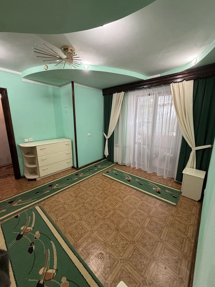 Продажа 3-к квартиры, Чешка. 2-й этаж из 5 Даманський