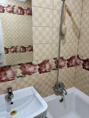 3-bedroom apartment on 1st Eastern Street
