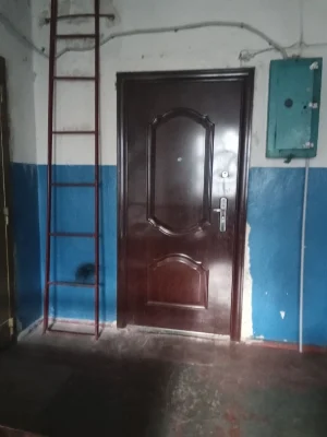 продаю 2-х ком.сталинку