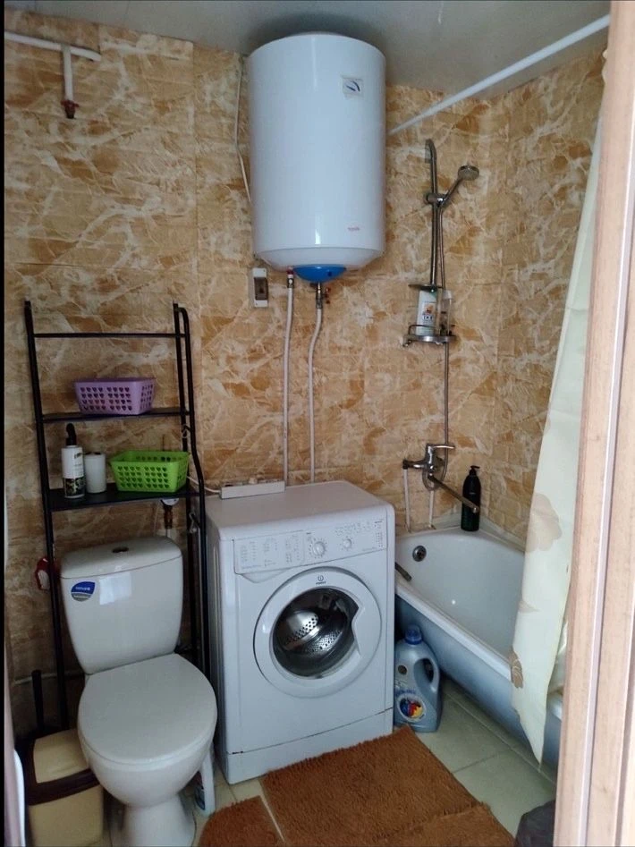 1-bedroom 33 sq m with renovation, furniture and appliances – $12,100