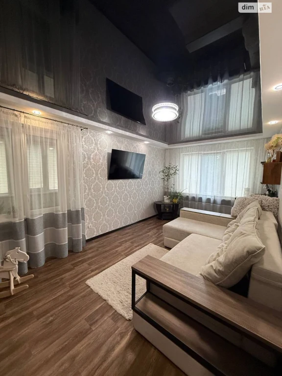 Sale: Apartment in Sakhansky District