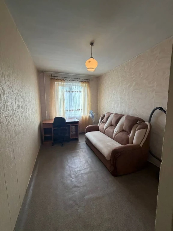 For sale: 2-bedroom apartment in Sakhansk district - St. Pavla