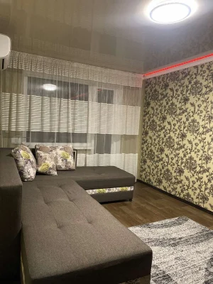 Квартира в Степана Тільги, район (Революционная)