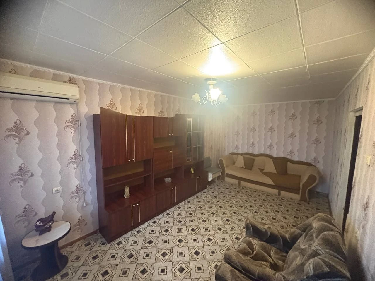 Продам 2 кімнатну квартиру по вул Дорошенка