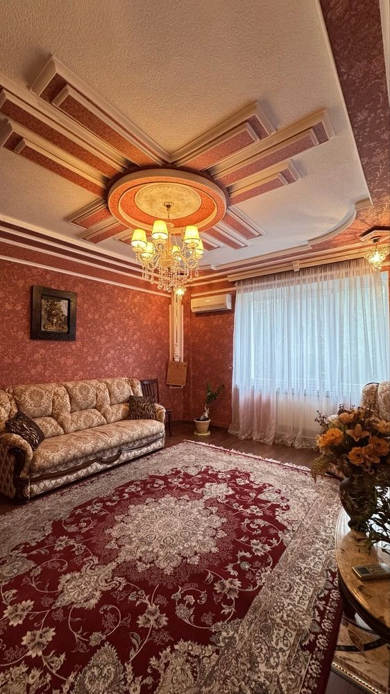 Sale of a 3-room apartment, Sobornosti Street, Sosmisto