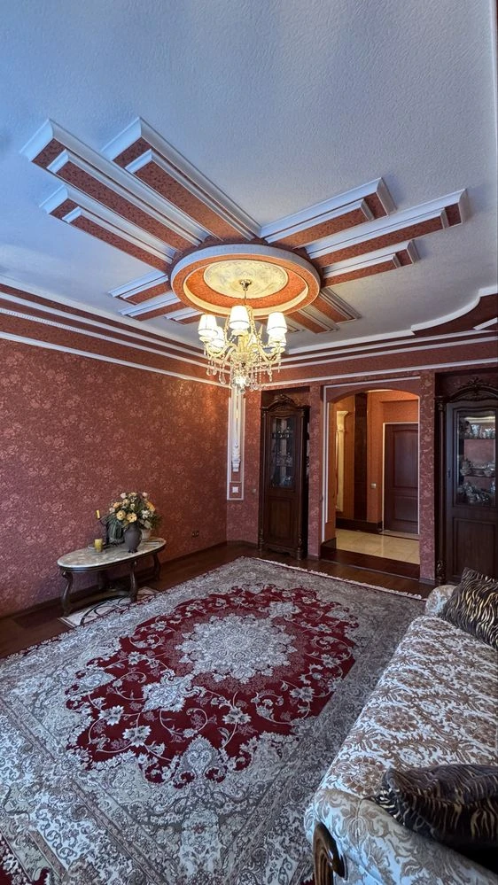 Sale of a 3-room apartment, Sobornosti Street, Sosmisto