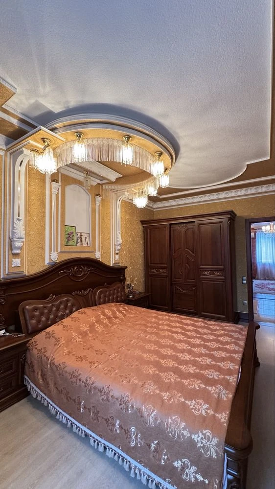 Sale of a 3-room apartment, Sobornosti Street, Sosmisto