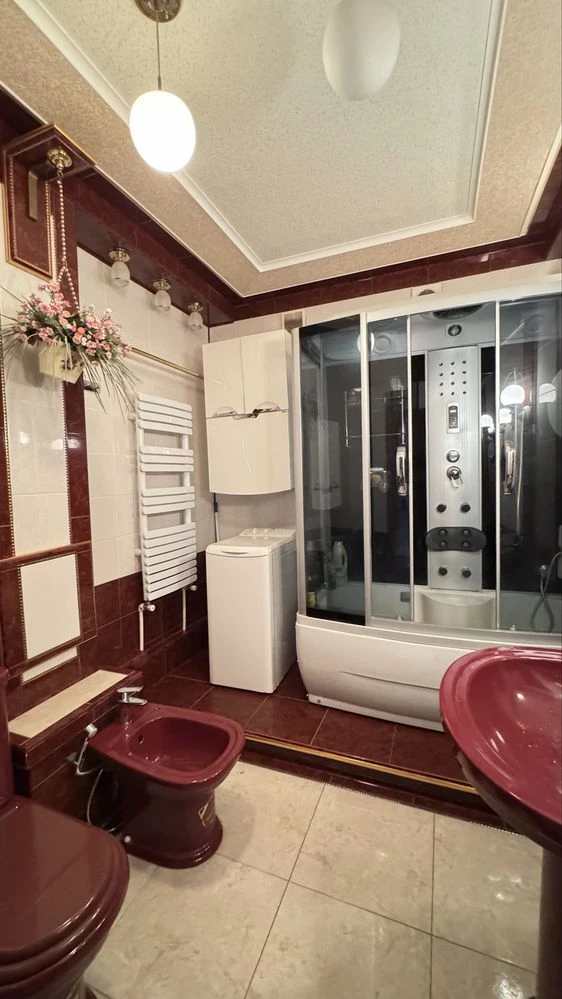 Sale of a 3-room apartment, Sobornosti Street, Sosmisto