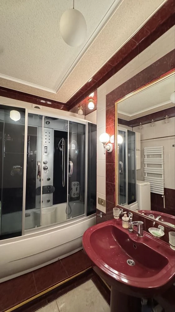 Sale of a 3-room apartment, Sobornosti Street, Sosmisto
