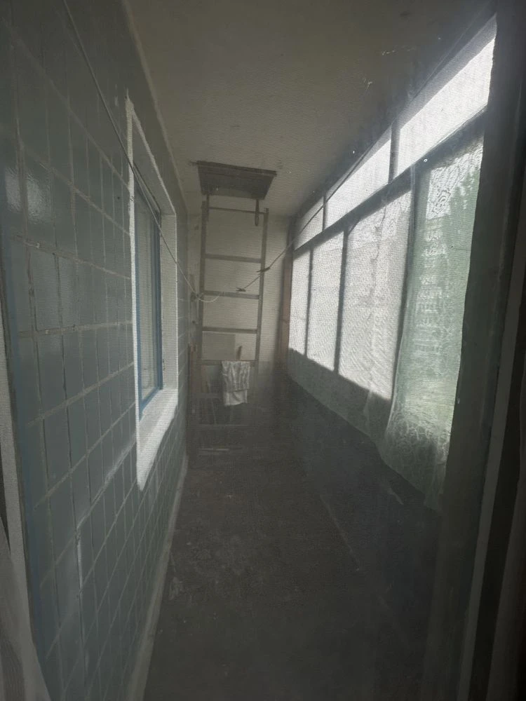 For Sale: 1-bedroom apartment, renovated layout, 5 years old