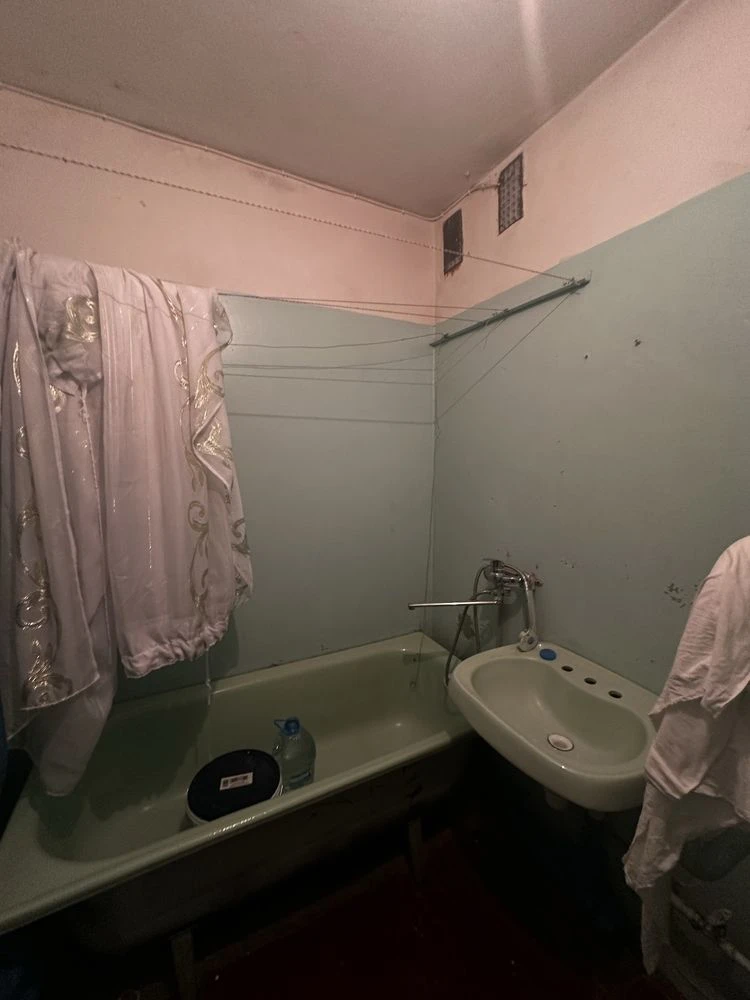For Sale: 1-bedroom apartment, renovated layout, 5 years old