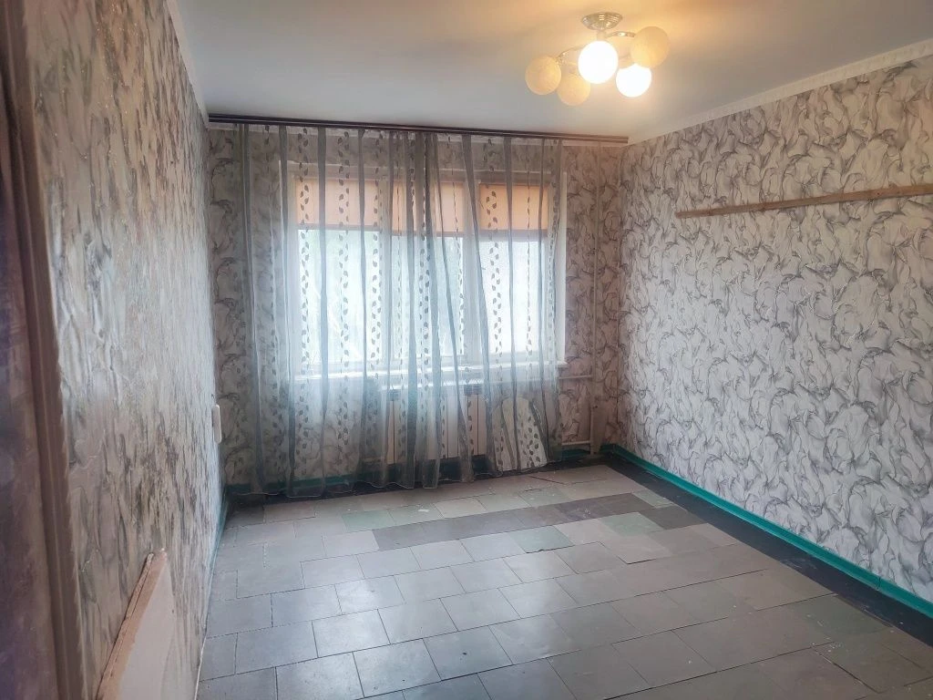 Продается двухкомнатная квартира.