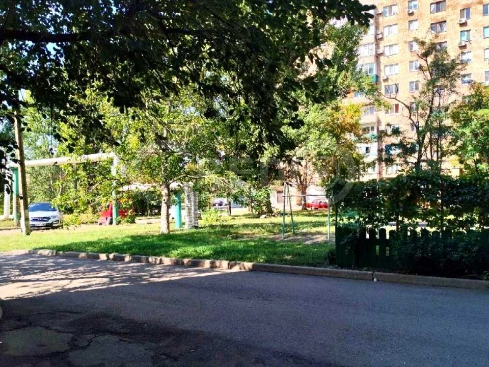 Квартира. Кривий Ріг, вулиця Павла Глазового, 4а