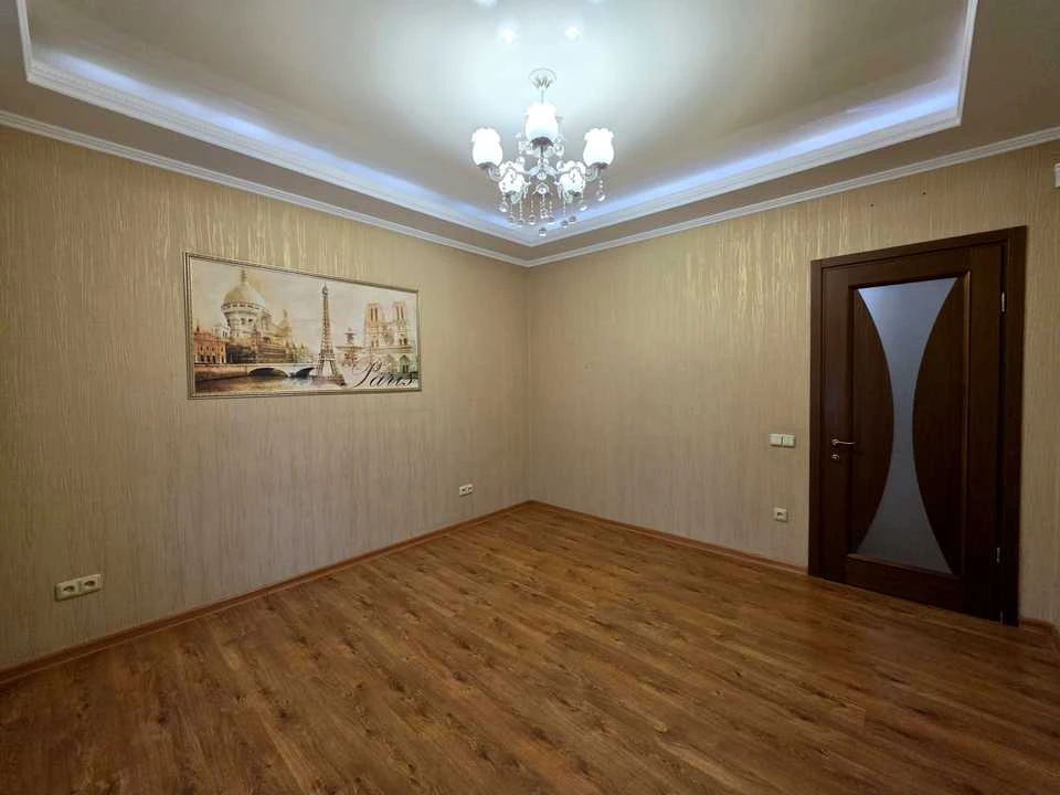 Apartment. Slava Street, Pioneer District, Krivoi Rog