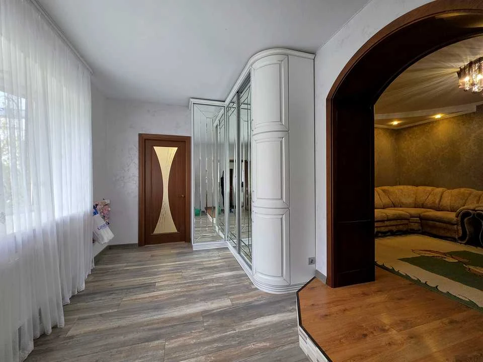 Apartment. Slava Street, Pioneer District, Krivoi Rog