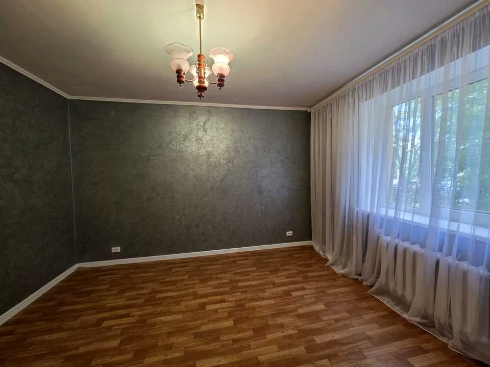 Apartment. V'yacheslava Chornovola Street, Kryvyi Rih