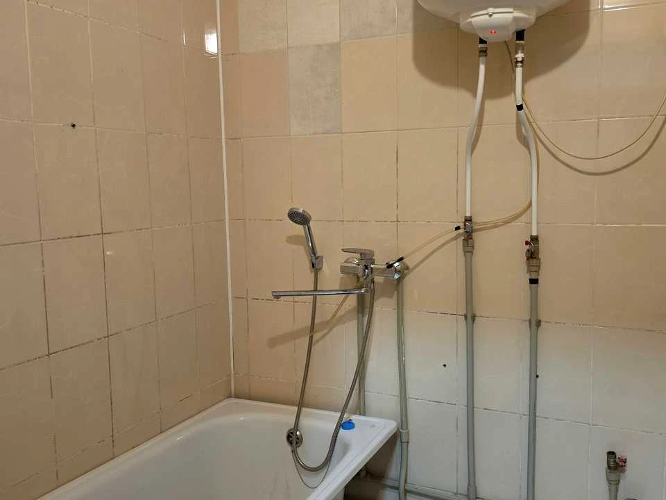 Apartment. V'yacheslava Chornovola Street, Kryvyi Rih