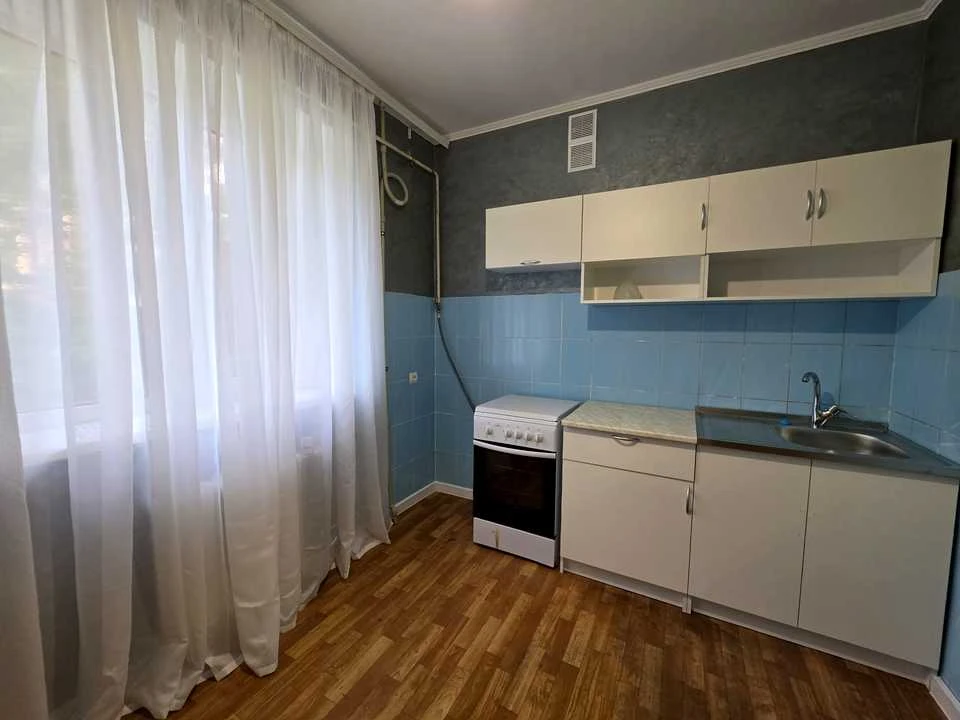 Apartment. V'yacheslava Chornovola Street, Kryvyi Rih