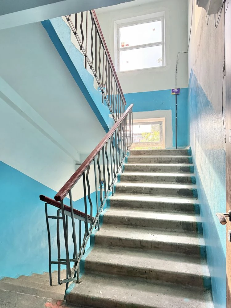 One-bedroom apartment for sale on the 173rd quarter of Fox Street