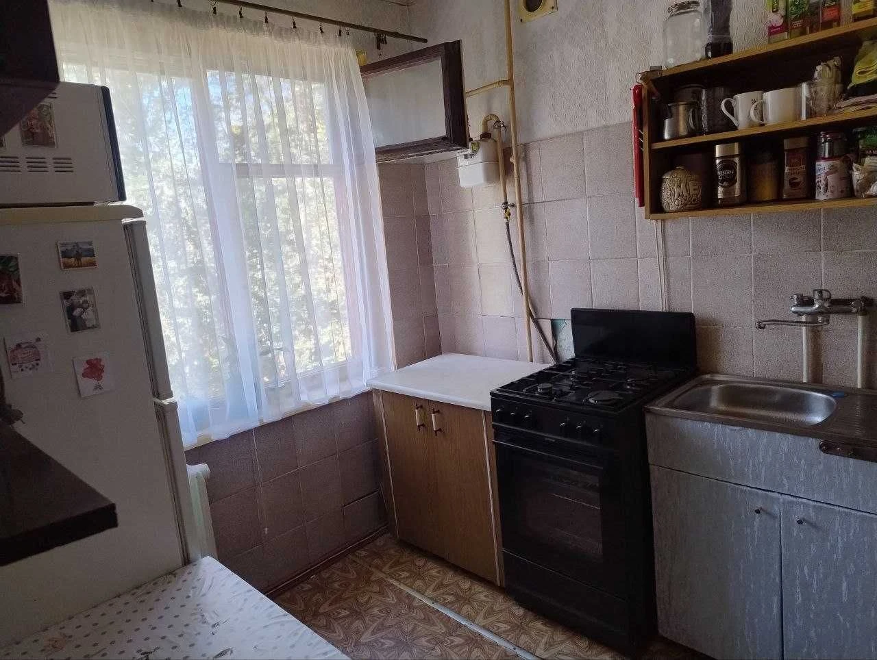 For sale, two-room apartment on Yuvileynom