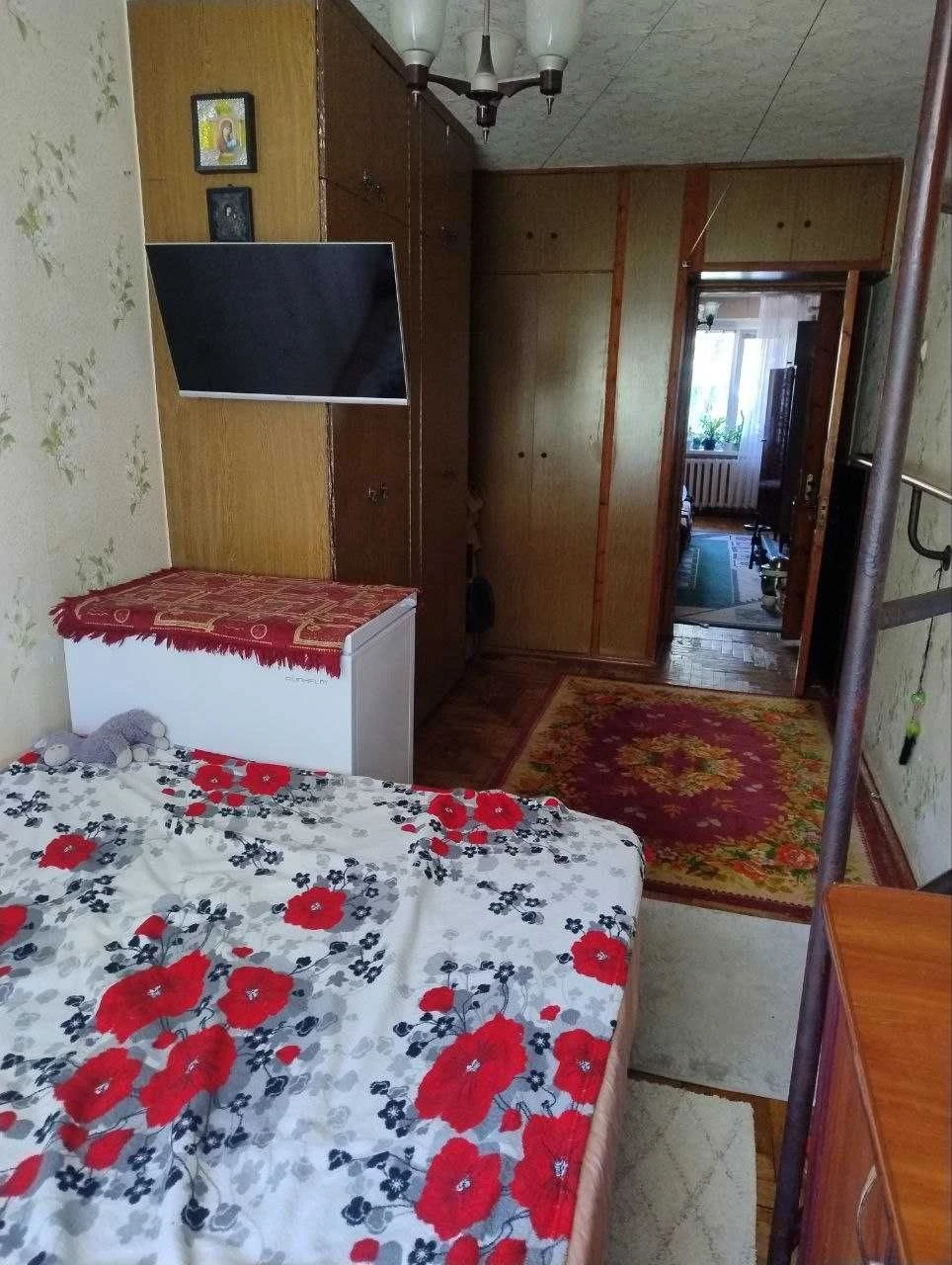 For sale, two-room apartment on Yuvileynom