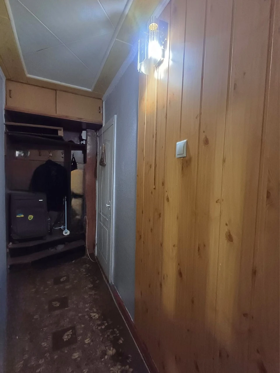 1к по ул.Димитрова, с большим балконом + погреб