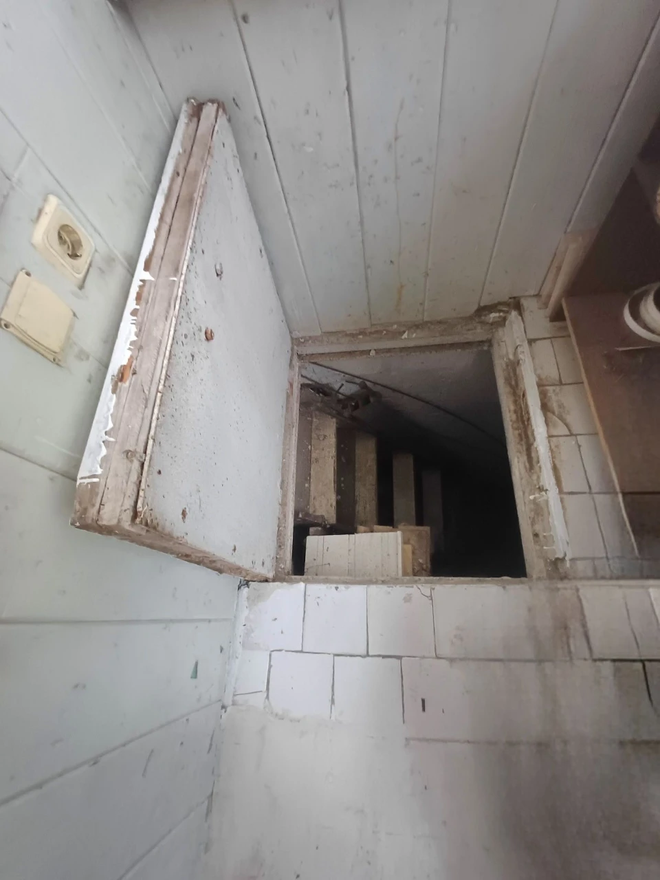 1к по ул.Димитрова, с большим балконом + погреб