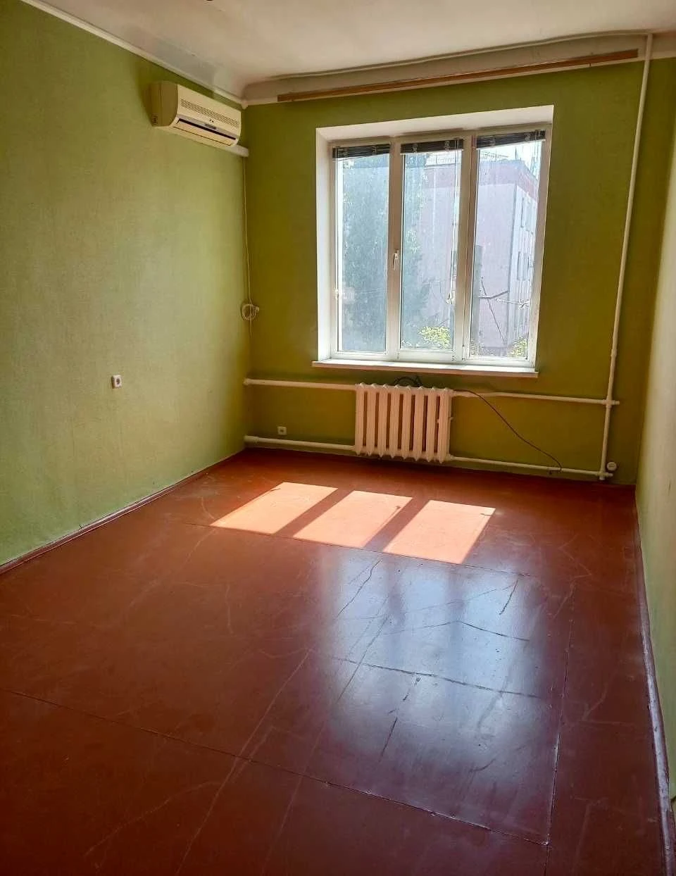Sale of a 3-room apartment 73 m² | 3rd floor of 4 | center 9
