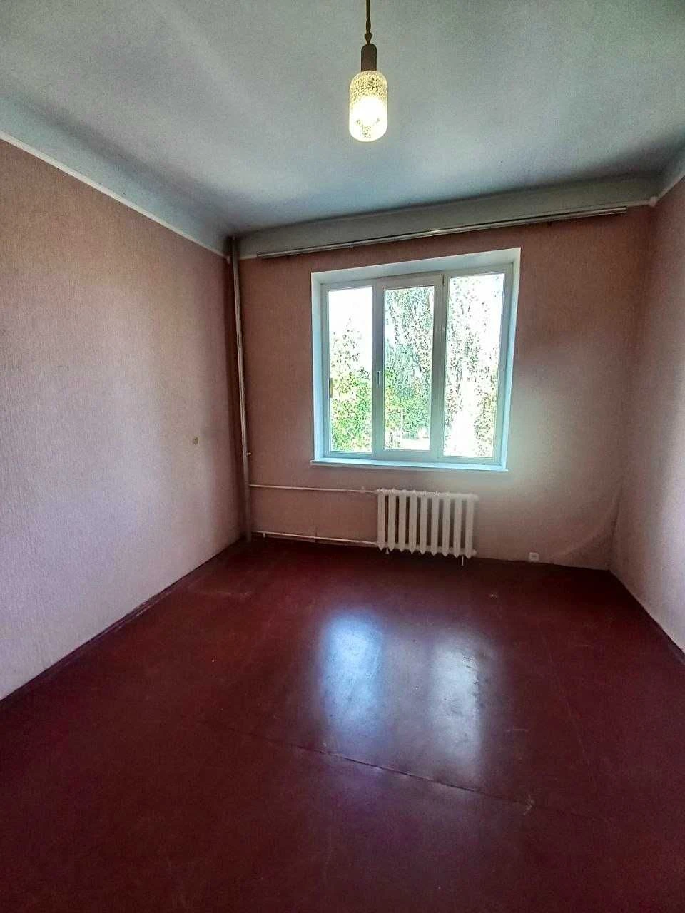 Sale of a 3-room apartment 73 m² | 3rd floor of 4 | center 9