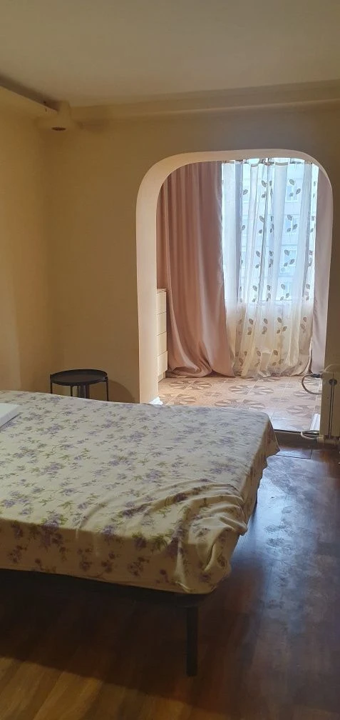 Spacious 3-bedroom apartment for sale on Восточный 1.