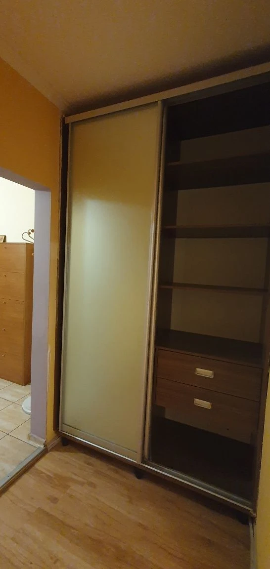 Spacious 3-bedroom apartment for sale on Восточный 1.