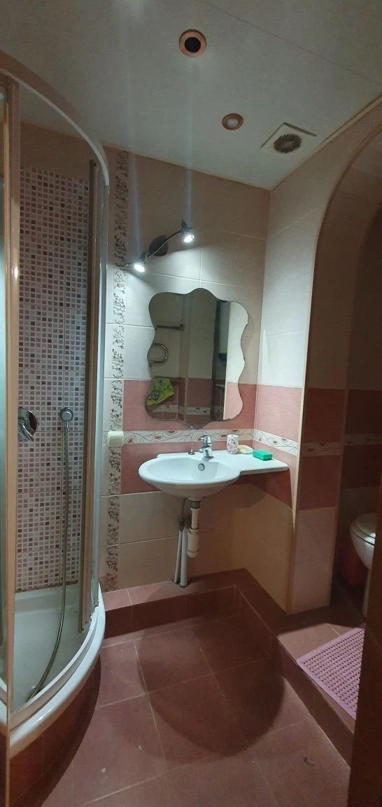 Spacious 3-bedroom apartment for sale on Восточный 1.