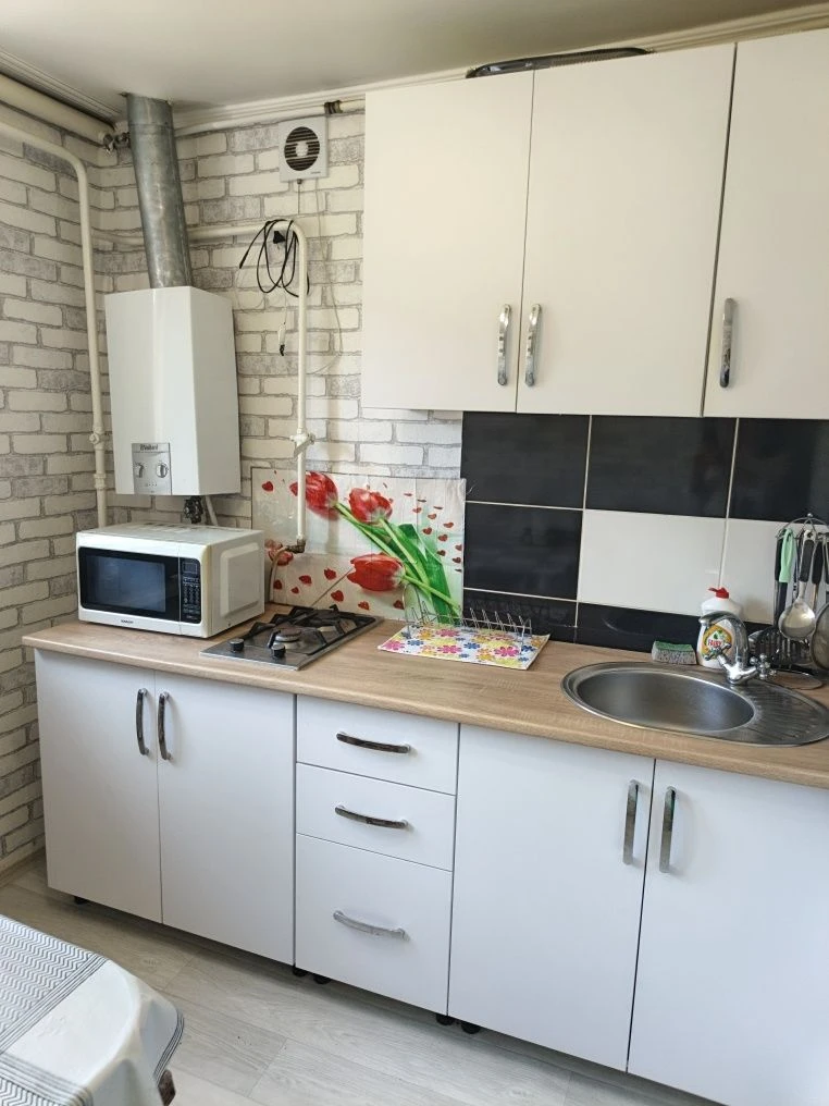 Продам 2- х ком квартиру на 17-м квартале