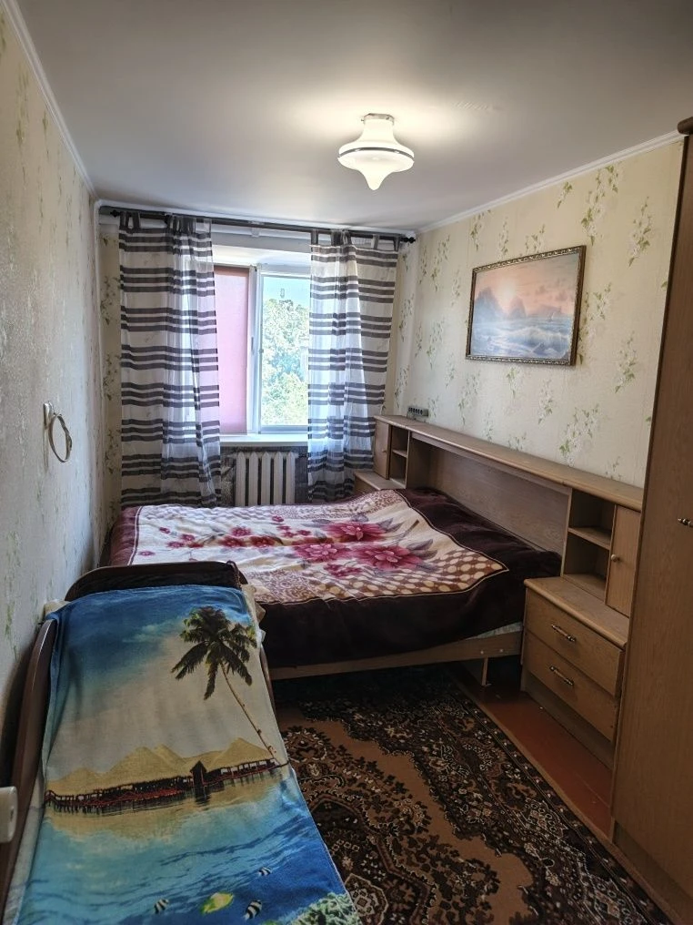 Продам 2- х ком квартиру на 17-м квартале