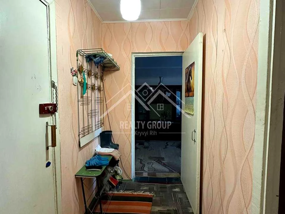 Квартира. Кривий Ріг, 5-й Зарічний мікрорайон, вул.
