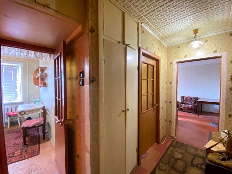 Apartment. Kryvyi Rih, Sveta-Mykolaivska Street