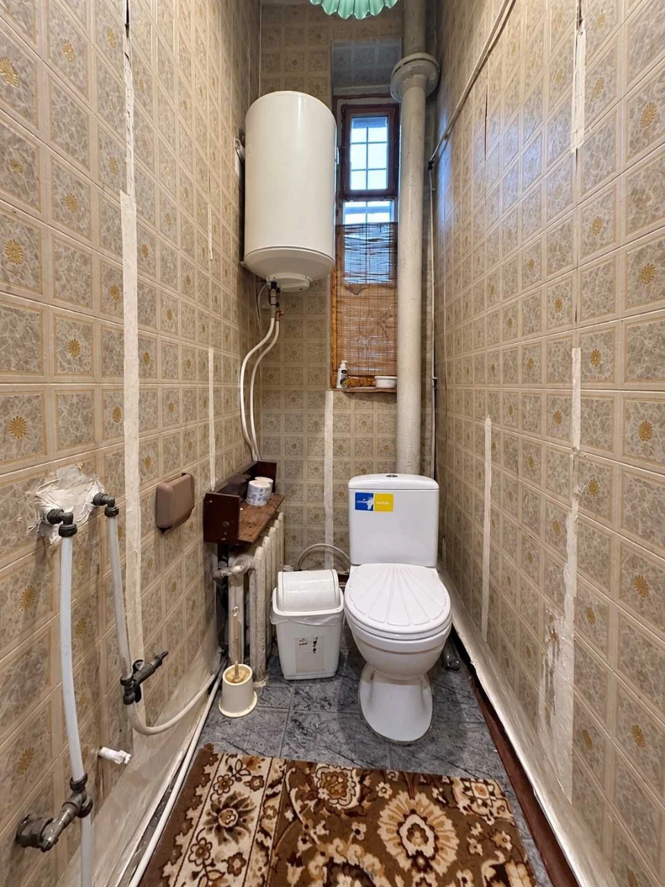 Sale of a 5-room apartment on the Ingul' River with a separate entrance and a large