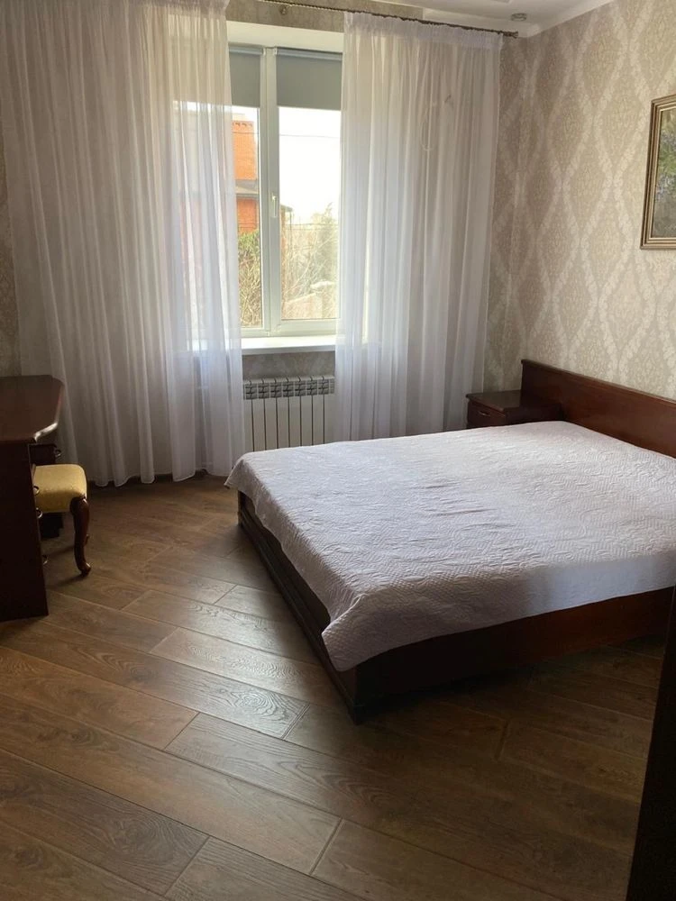 Продається чудова 3-кімнатна квартира "сталінка" з ремонтом