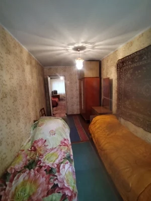 Selling 2-room apartment on Maistralna Street