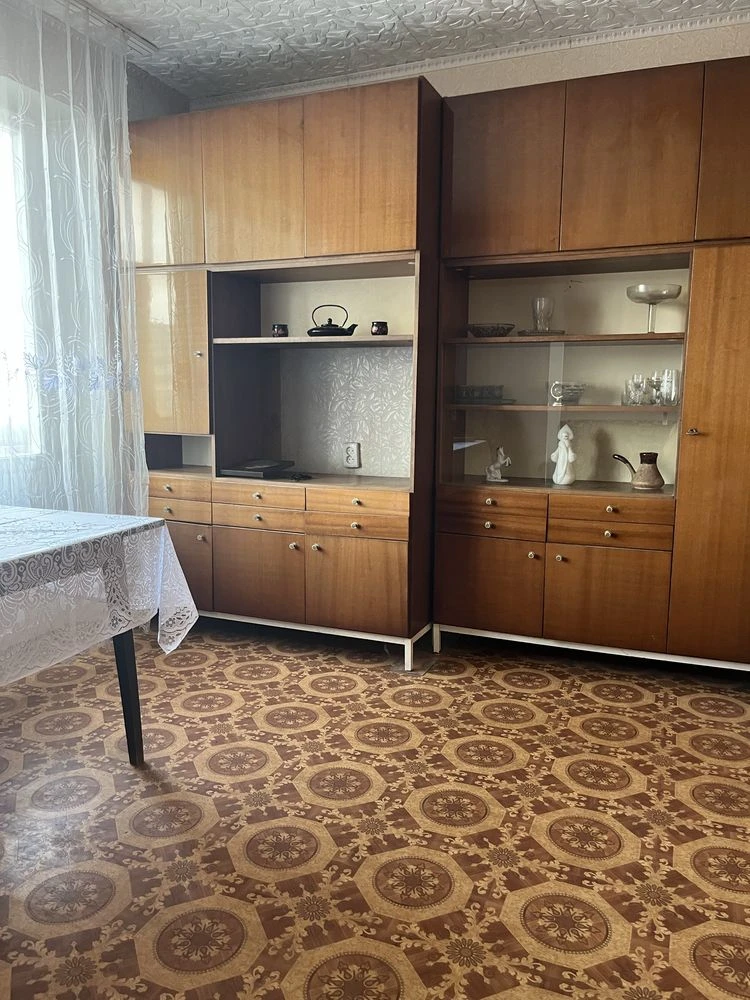 Urgent sale of a 3-room apartment in the center (Pushkin Street, 41)!